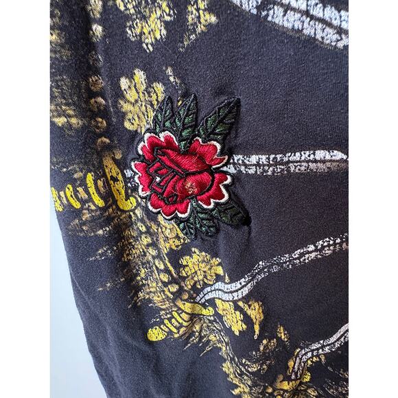 Vintage True Religion Men's Gothic Sword Embroidered Graphic Print T-Shirt - Picture 5 of 8